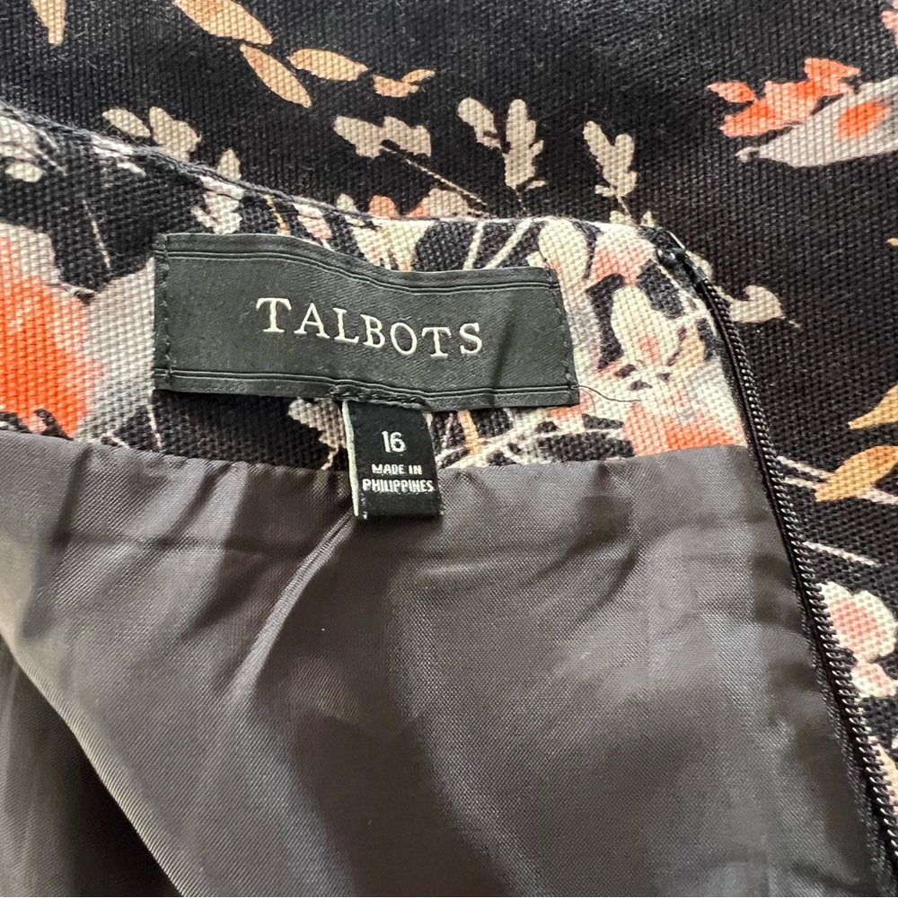 Talbots Black Floral Pencil Skirt - Picture 4 of 4